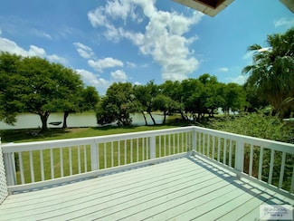 304 Bolivar Ave, Rancho Viejo, TX 78575