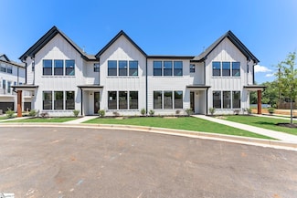 34 Dean Pleasant Dr, Greenville, SC 29609