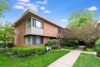 537 Ridge Rd, Wilmette, IL 60091