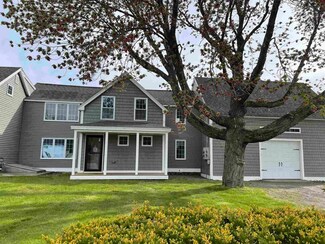 426 Winnacunnet Rd Unit 8, Hampton, NH 03842