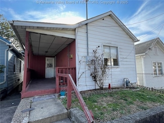 1325 & 1327 Stuart St, Charleston, WV 25302