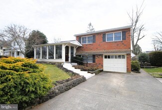 20 Indian Valley Ln, Telford, PA 18969