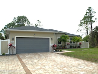 330 Vanguard St SE, Palm Bay, FL 32909