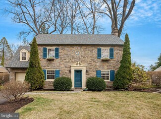 677 Lindley Rd, Glenside, PA 19038