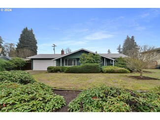 1379 Menlo Loop, Springfield, OR 97477