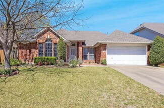 2103 Ballycastle Dr, Arlington, TX 76017