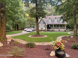 2008 Crooked Creek Rd, Greenville, NC 27858