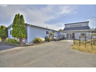 397 Mill Beach Rd, Brookings, OR 97415