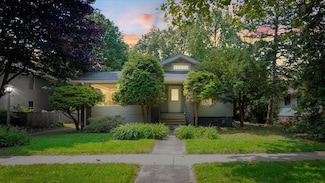 503 W Charles St, Champaign, IL 61820