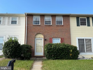 34 King Charles Cir, Rosedale, MD 21237