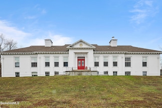 55 Crystal St, Lenox, MA 01240