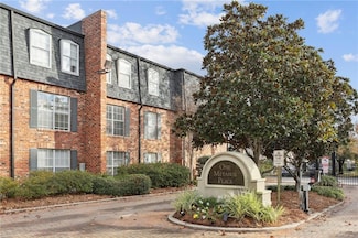 2601 Metairie Lawn Dr Unit 214, Metairie, LA 70002