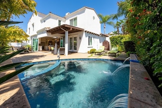 654 Laguna Dr, Carlsbad, CA 92008