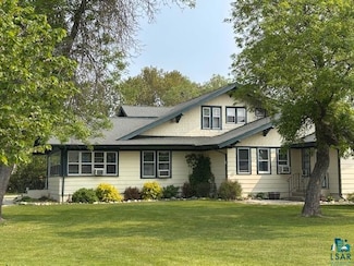 1601 4th Ave, International Falls, MN 56649