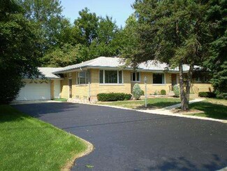 12240 S Oak Park Ave, Palos Heights, IL 60463