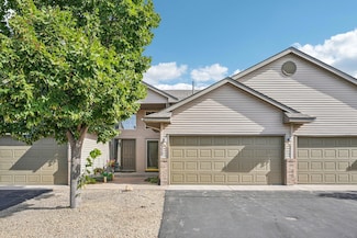 8320 Parkview Ave NE, Elk River, MN 55330