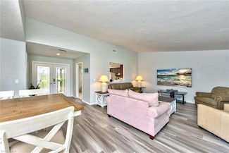 150 Round Key Cir Unit G-15, Naples, FL 34112