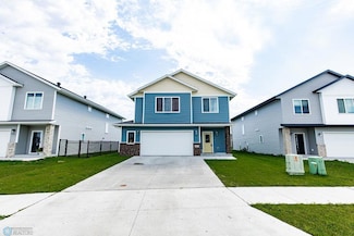 5235 11th St W, Riverside, ND 58078