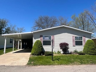 139 Whippoorwill Ln, Rochester Hills, MI 48309