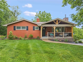 857 E Mcmurray Rd, Venetia, PA 15367