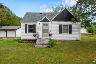 3678 Carlton St, Barnum, MN 55707