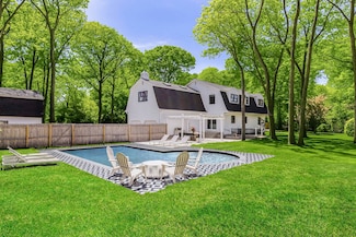 7 Quantuck Bay Ln, Westhampton Beach, NY 11978