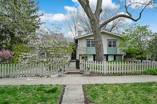 15 N County Line Rd, Hinsdale, IL 60521
