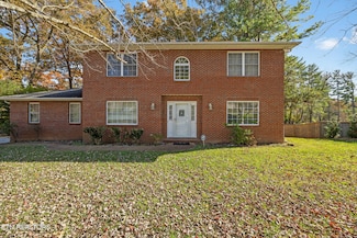 1105 Walton Ln, Cookeville, TN 38501