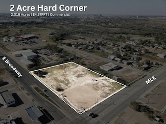 1521 E Broadway, Lubbock, TX 79403