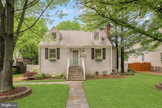 2918 Adams Place, Falls Church, VA 22042