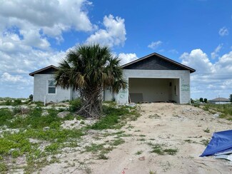 1040 Warm Ct, Labelle, FL 33935