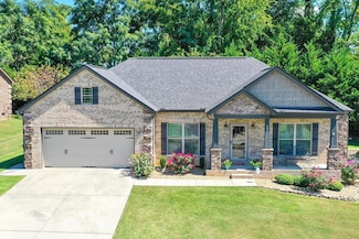 506 Katerina Dr, Morristown, TN 37814
