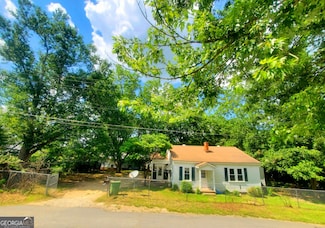 140 Carlton St, Royston, GA 30662