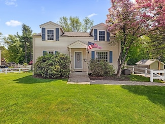 49 Kings Grant Rd, Marlborough, MA 01752