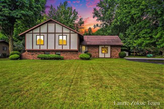 1463 Leonard St NW, Grand Rapids, MI 49534