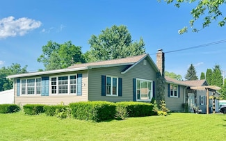 106 Magnolia St, Athens, PA 18810