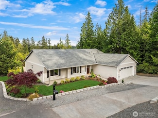 805 NW Finn Hill Rd, Poulsbo, WA 98370