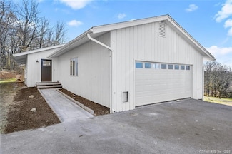 34 Jackson Hill Rd, Sharon, CT 06069