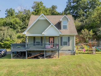 132 Nicks Knoll Ln, Pembroke, VA 24136