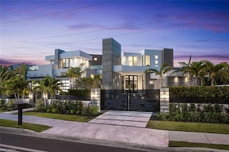 441 Mooring Line Dr, Naples, FL 34102