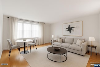 500 Central Ave Unit 207, Union City, NJ 07087