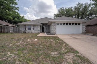 733 Windridge Ln, Burleson, TX 76028