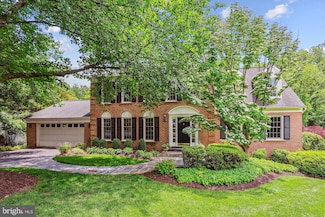 10127 Hillington Ct, Vienna, VA 22182