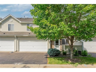 8878 Spring Ln, Woodbury, MN 55125