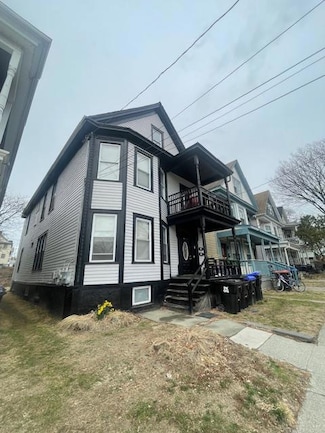 22 Dean Place Unit 2, Poughkeepsie, NY 12601