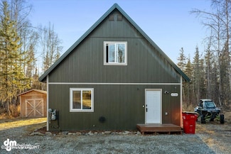 6736 S Hallie Dr, Wasilla, AK 99623