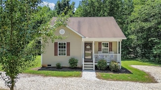 5016 Gravel Hill Rd, Dillwyn, VA 23936