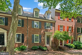 215 Firehouse Ln, Gaithersburg, MD 20878