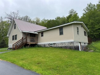 405 Burnt Hill Rd, Roscoe, NY 12776
