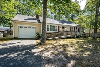 58 Seaboard Ln, Hyannis, MA 02601